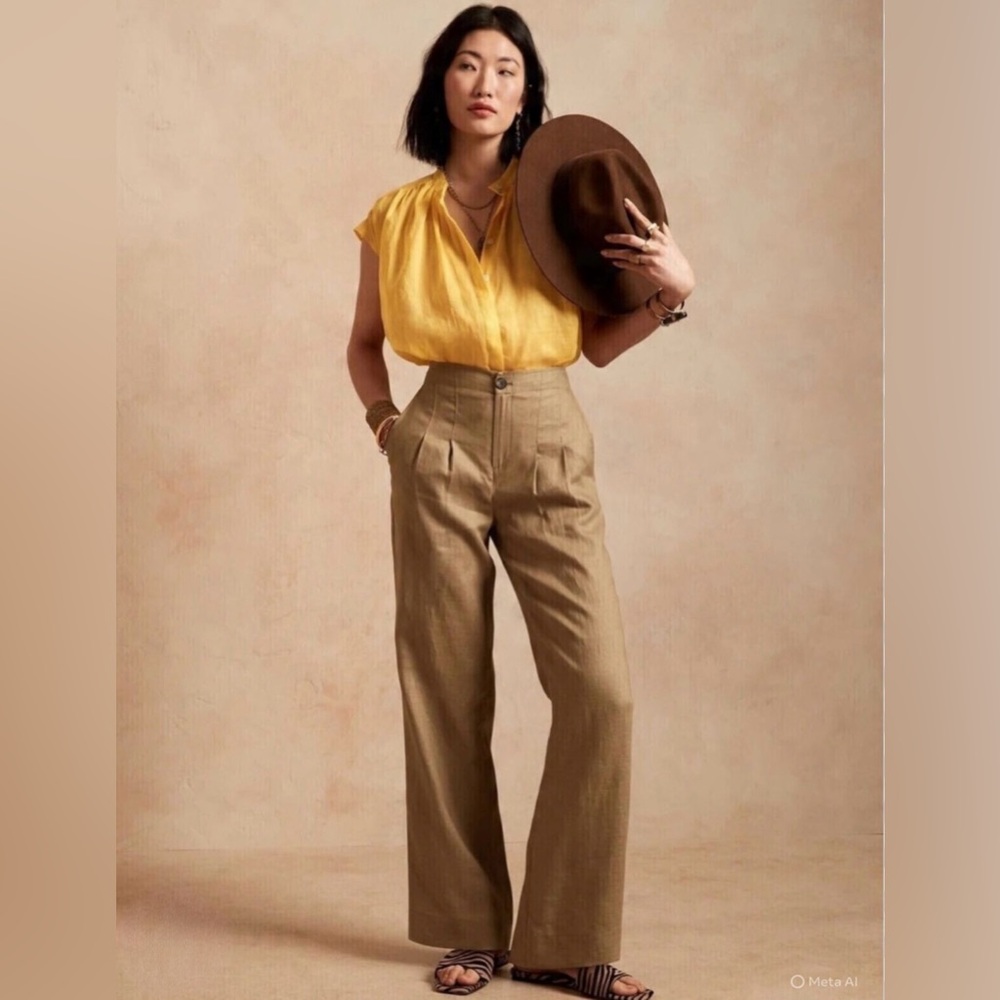 NWT Banana Republic Linen Wide Leg Pleated pants